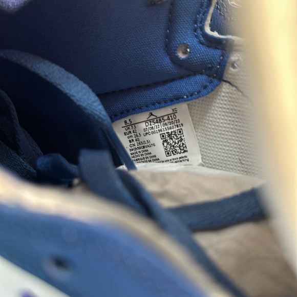 Nike Air Jordan 1 High True Blue - Picture 12 of 17